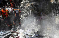 See the latest photos of <i class="tbold">israeli attacks on gaza</i>