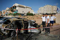New pictures of <i class="tbold">israeli attacks on gaza</i>