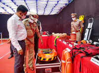 See the latest photos of <i class="tbold">fire service</i>
