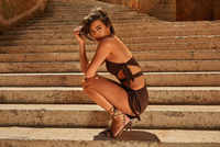 Stylish photoshoots of <i class="tbold">tamara</i> Francesconi proves that she's a true fashionista