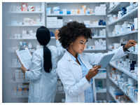 ​A <i class="tbold">pharmacist</i> by profession