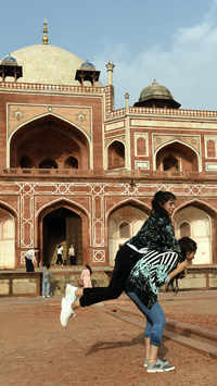 People start visiting Humayun’s Tomb as ASI allows to reopen historical monuments during unlock process