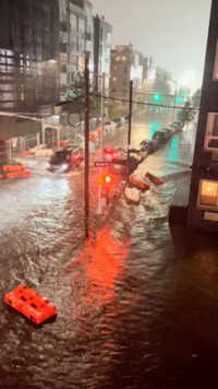 Emergency declared in NYC as <i class="tbold">ida</i> brings flash flooding