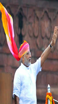 In 2016, PM Modi chose to wear a pink and yellow tie-and-dye turban.