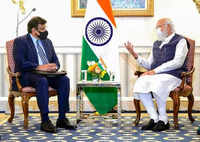 ​Prime Minister Narendra Modi with CEO of First Solar Mark Widmar during a meeting.​
