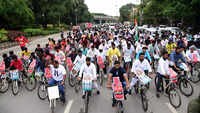 Cycle jatha to protest against fuel price hike