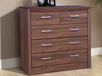 Drawers: Chest of drawers that add a functional & aesthetic detail in the  bedroom