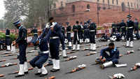 <i class="tbold">republic day parade</i> in Delhi: Photos of rehearsal by forces, artists