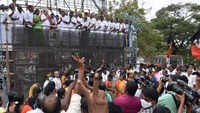 In photos: <i class="tbold">AIADMK</i> leaders and VK Sasikala pay tribute to Jayalalitha on her 74th birth anniversary