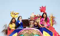 New pictures of <i class="tbold">carnival festival</i>