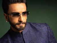 Bollywood Funland - Ranveer Singh is all about 'Guldasta Flex