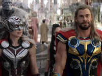 ​Jane as the Mighty <i class="tbold">thor</i>