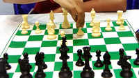 Maharashtra Open chess: Indian GMs Arjun Kalyan, Sengupta join Paichadze at  top after round 5