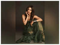 Chitrangda Singh turns Marilyn Monroe on ramp - The Economic Times