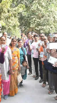 <i class="tbold">gujarat vote</i>s in 2nd phase of assembly elections