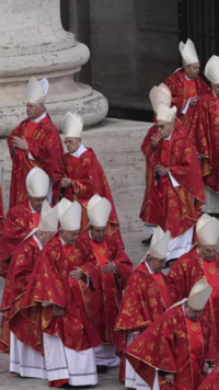 Cardinals arrive in St. Peter's Square
