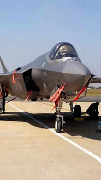 World's 'most lethal' fighter jets are here! F-35s debut at <i class="tbold">aero india</i> 2023