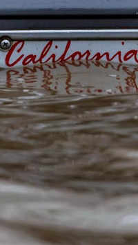 ​California under water​