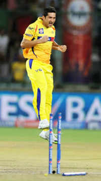 ​2014: Mohit Sharma (<i class="tbold">chennai super king</i>s): 23 wickets
