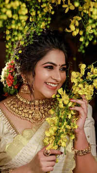 ​In Pics: <i class="tbold">ankhitha vinod</i>'s Vishu special photoshoot​