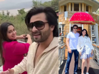 ​From Pankhuri and Gautam going to Udaipur to Shoaib and Dipika's <i class="tbold">lonavala</i> trip; take a look at the soon-to-be parents' romantic baby moons