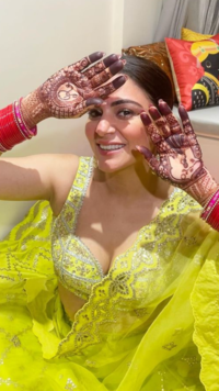 Take mehendi design inspiration from these TV actress for <i class="tbold">eid al fitr</i>