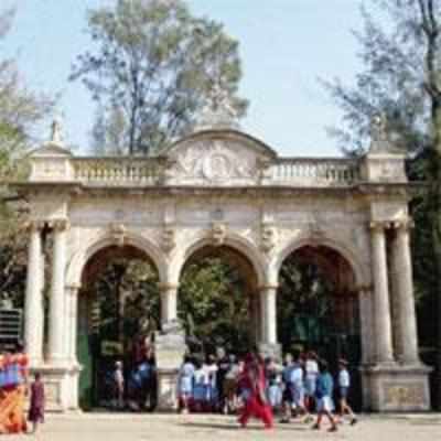 Byculla zoo to commemorate 150 yrs with its own stamp