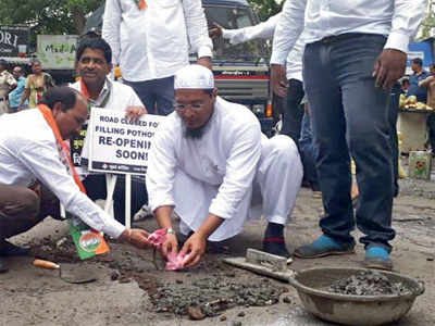 Mumbai potholes: Congress corporator Sufiyan Vanu detained for taking out unauthorised