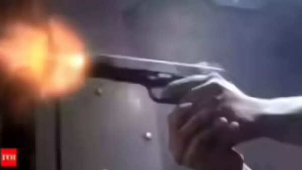 Youth opens fire, nabbed after chase by cop in Delhi's Trilokpuri