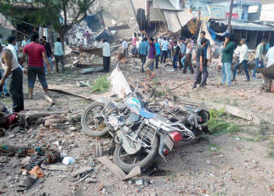 25 killed, 35 injured in explosion in MP