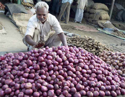 Onion prices may remain high for 2-3 weeks, indicates Pawar