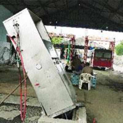 Cylinder of CNG-powered NMMT bus explodes while refuelling