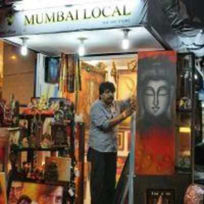 Capturing ClichA©s, Mumbai Local Ishtyle!