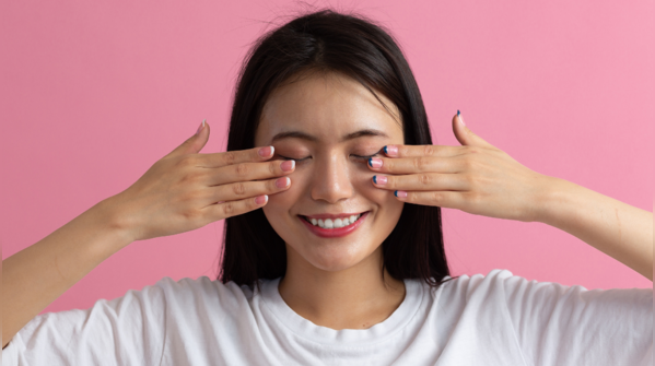 How to do eye yoga