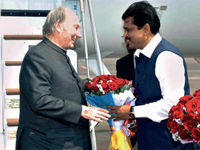 Aga Khan set to meet Fadnavis, guv in city today