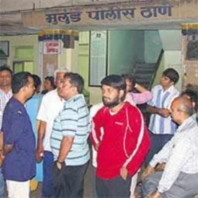 Now, Mulund residents bust gambling den in complex