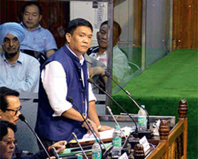 CM, 42 MLAs defect, Cong loses Arunachal