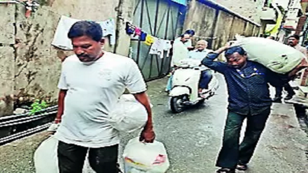 Plastic ban flout: SMC collects Rs 52k in 3 mths
