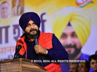 Amid farmer protest, Navjot Singh Sidhu claims country on path to extreme hunger, famine