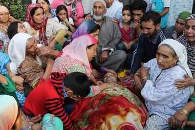 Teacher shot dead in south Kashmir