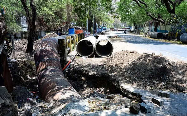 Dug-up Seminary Hills-Telangkhedi Road Turns ‘Accident In Waiting’ Spot