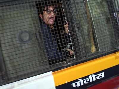 Stop crying, chest-thumping for a 'dramebaaz': Shiv Sena in Saamana on Arnab Goswami's arrest