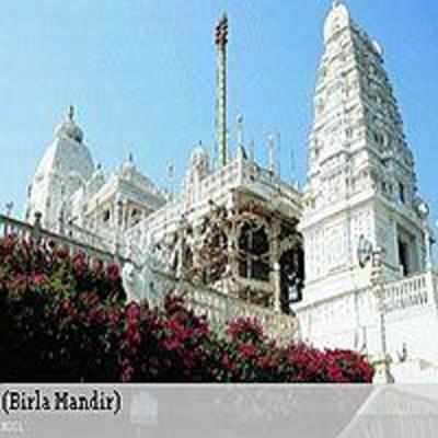 Birla Mandir graces Hyderabad's skyline