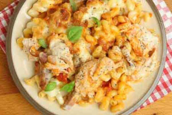 Recipe: Creamy Leftover Chicken Surprise