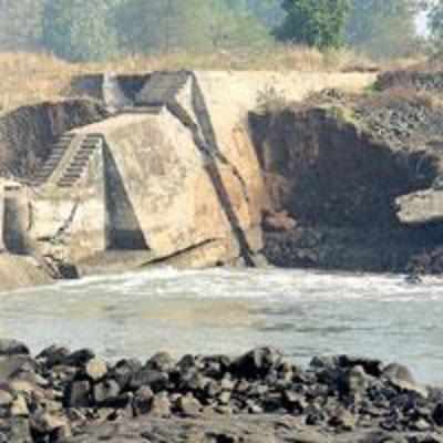 Illegal sand dredging weakens Palghar dam