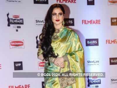 Rekha's bungalow sealed after security guard tests Covid-19 positive