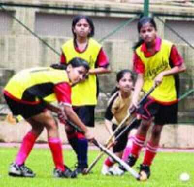 SBOA, Nerul, lifts double crown in inter-school hockey competition