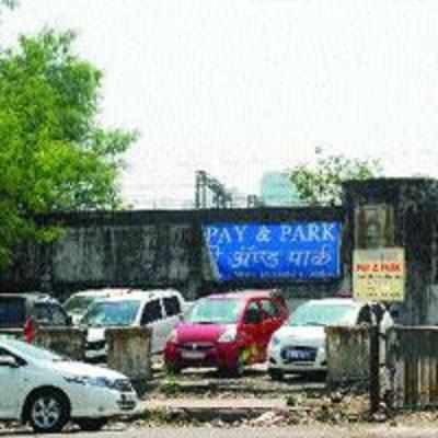 Cidco's steep parking lot charges irk citizens