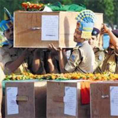 Maoists roping in locals, shop keepers for information