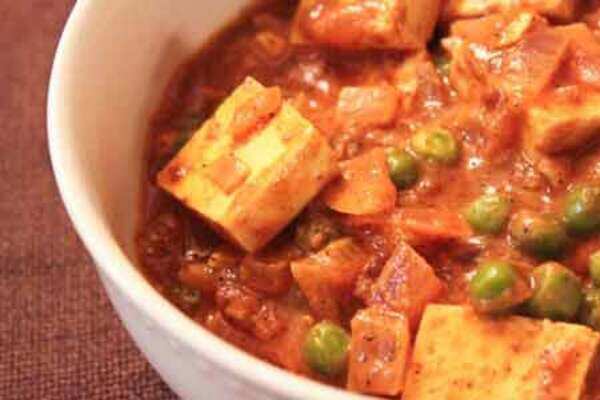 Mattar Tofu: Rich protein dish for vegetarians